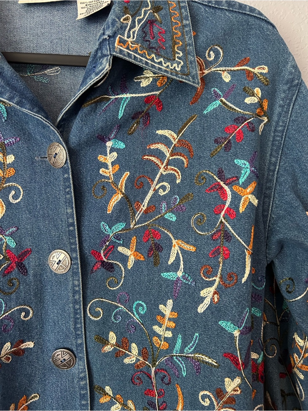 Units Vintage Embroidered Denim Jean Jacket Shackleton Relaxed Fit Size Medium - Picture 3 of 12